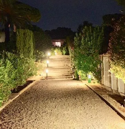 Villarama Saint Tropez